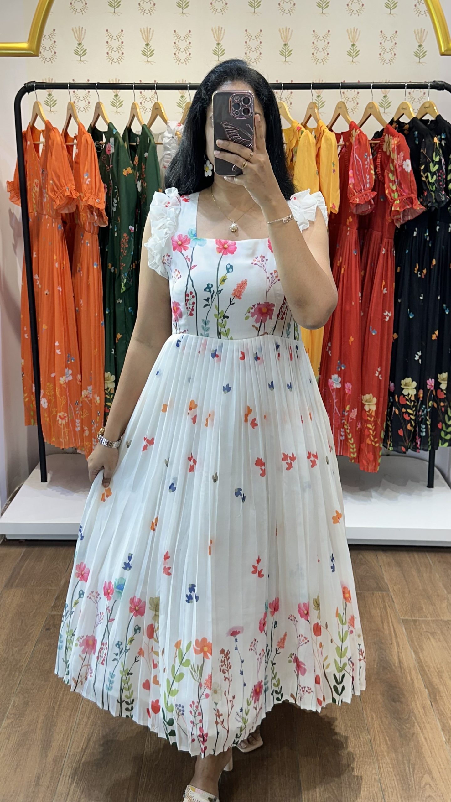 Iravati  White Kurta Set