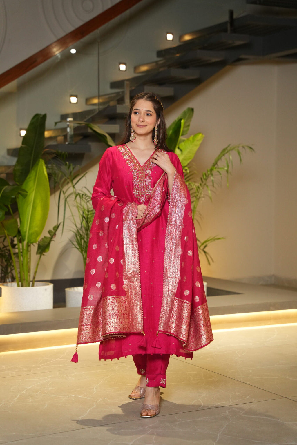 Vihana Premium Dola Silk Handwork Suit Set