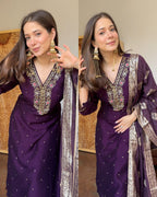 Vihana Premium Dola Silk Handwork Suit Set